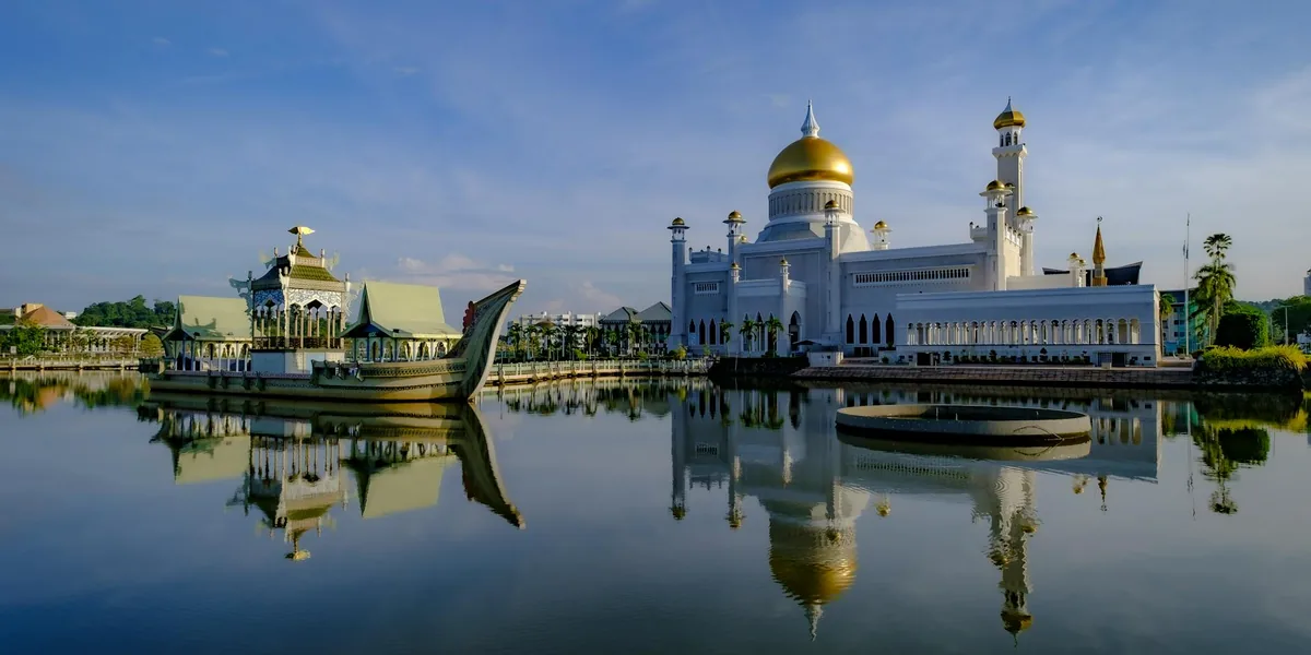 Brunei — airport transfers and travel