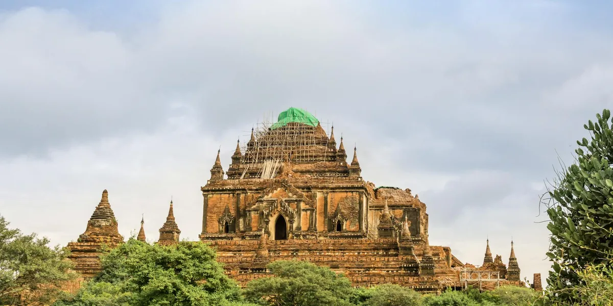 Myanmar — airport transfers and travel
